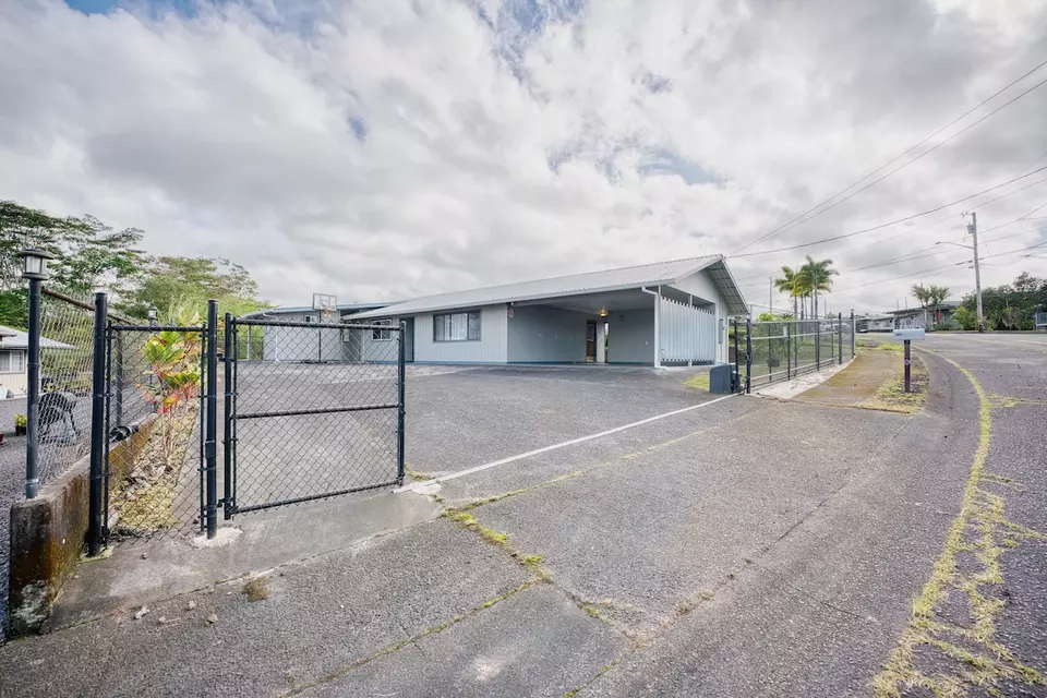 Exterior - 103 Puhili St, Hilo, HI 96720 photo 6 of 6