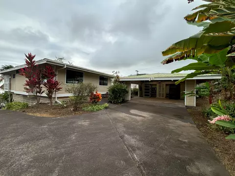 82-6093 Kiritina Pl, Captain Cook, HI 96704