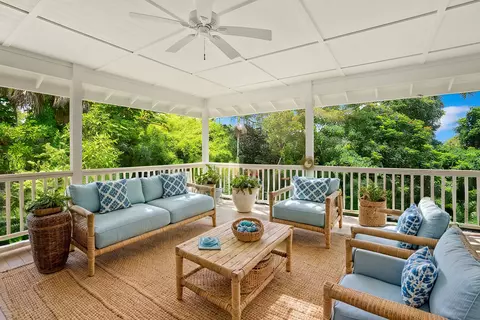 6390 Kalama Rd, Kapaa, HI 96746