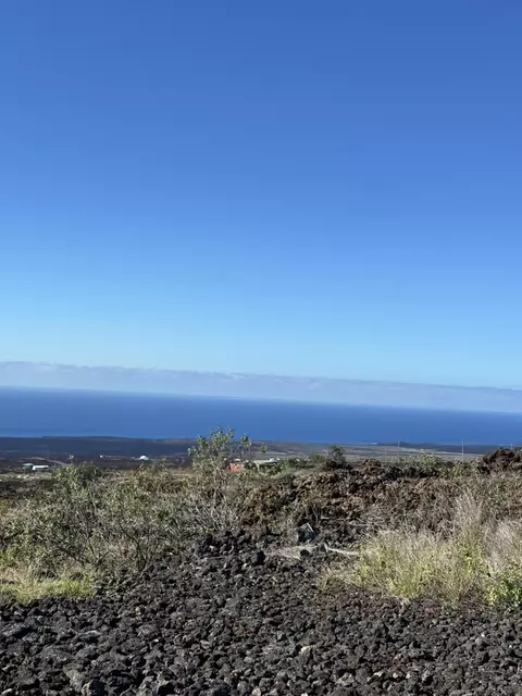 92-8581 Poha Dr, Ocean View, HI 96737