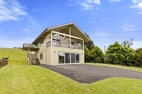 64-640 Puu Aheahe St, Kamuela, HI 96743