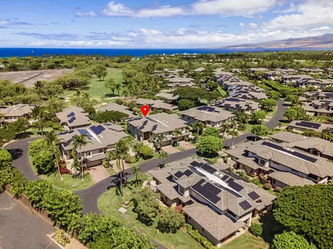 68-1025 Kaniku Dr #305, Kamuela, HI 96743