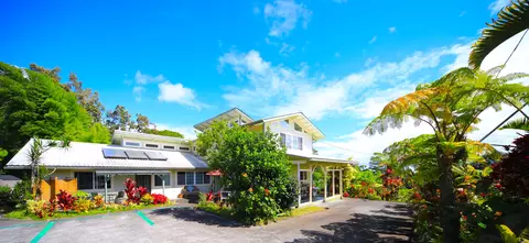 564 Hoaka Rd, Hilo, HI 96720
