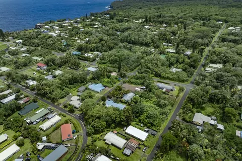 15-2739 Opakapaka St, Pahoa, HI 96778