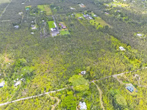 Road 7, Mountain View, HI 96760