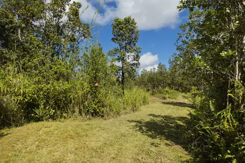 Pikake St, Mountain View, HI 96771