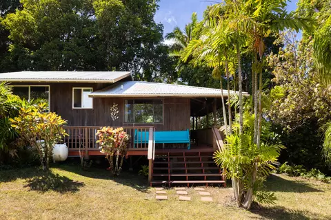 55-370 Hoea Rd, Hawi, HI 96719