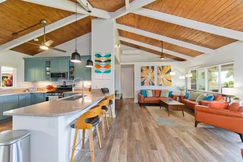 76-230 Olomea Pl, Kailua Kona, HI 96740