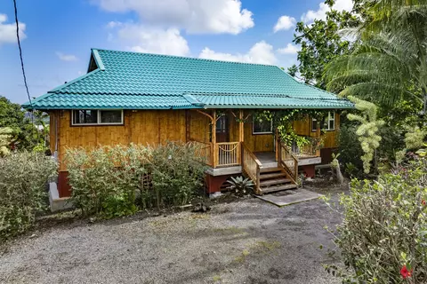 117 Wainohia St, Hilo, HI 96720