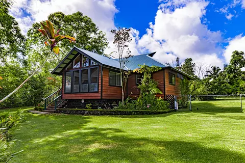 15-2064 13th Ave, Keaau, HI 96749