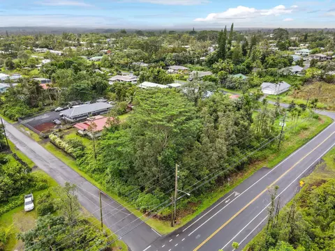 16-2036 Silveroak Dr, Pahoa, HI 96778
