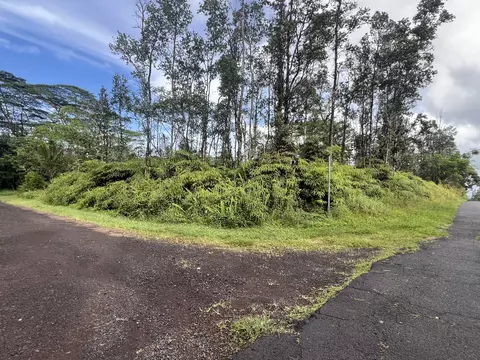 Kauai Rd, Pahoa, HI 96778