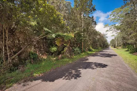 Kawailehua Rd, Volcano, HI 96785