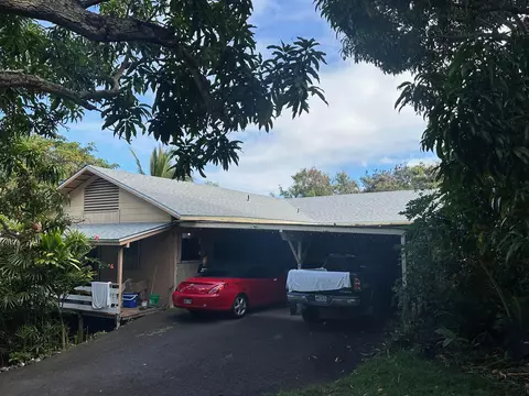 75-689 Hualalai Rd, Kailua Kona, HI 96740