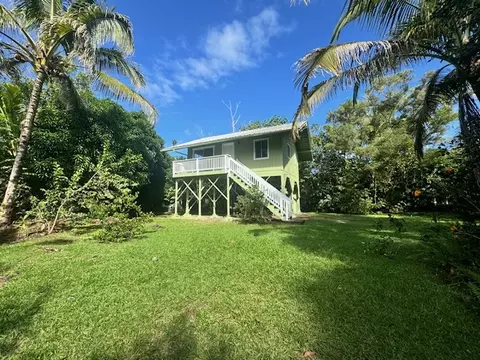 15-2065 4th Ave, Keaau, HI 96749