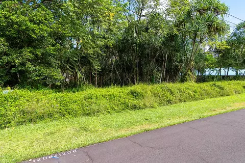 S Mano St, Pahoa, HI 96778