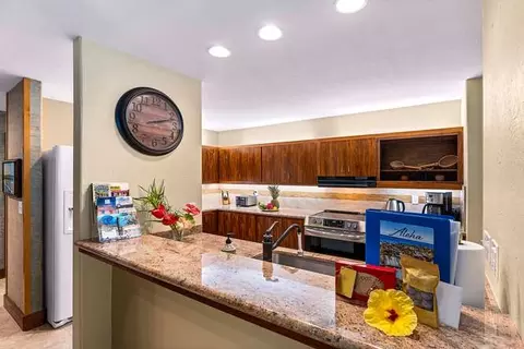 78-261 Manukai St #104, Kailua Kona, HI 96740