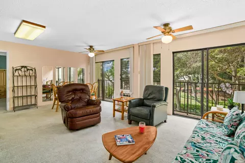 3-3400 Kuhio Hwy #B310, Lihue, HI 96766