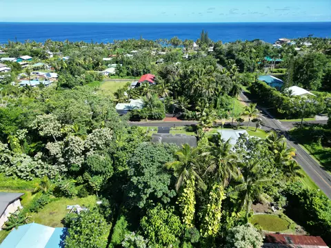15-2745 Opelu St, Pahoa, HI 96778