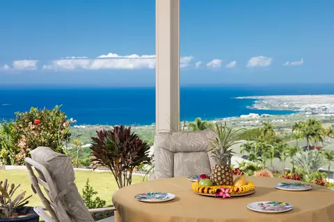 76-856 Manu O Ku Pl, Kailua Kona, HI 96740