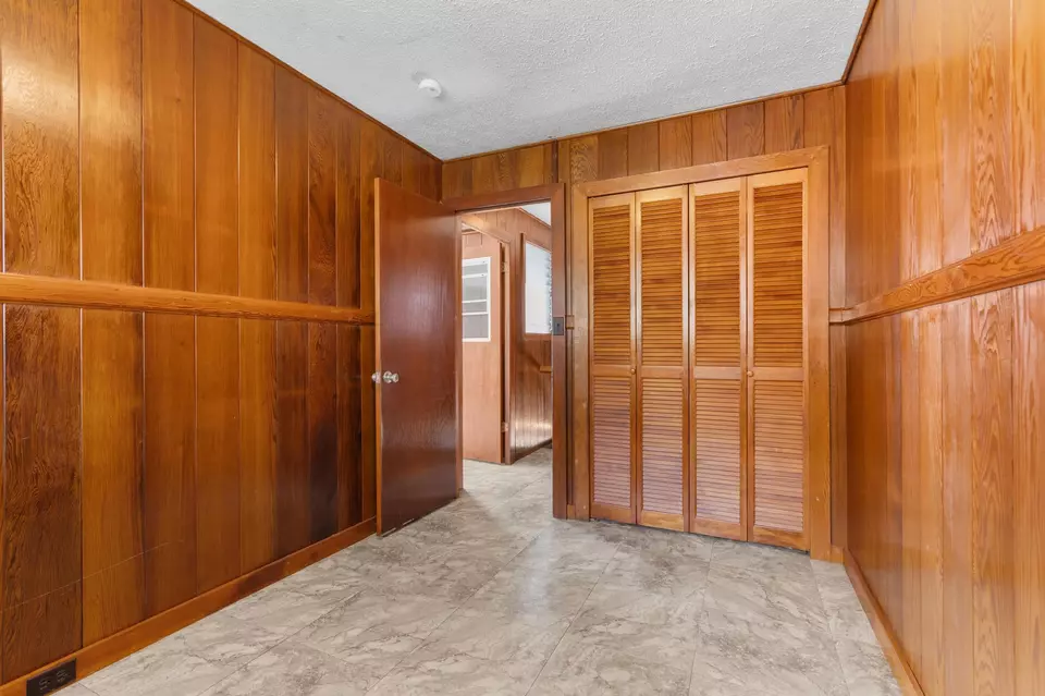 Bedroom - 744 Wainaku St # -A, Hilo, HI 96720 photo 2 of 2