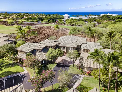 68-1125 Kaniku Dr #1103, Kamuela, HI 96743