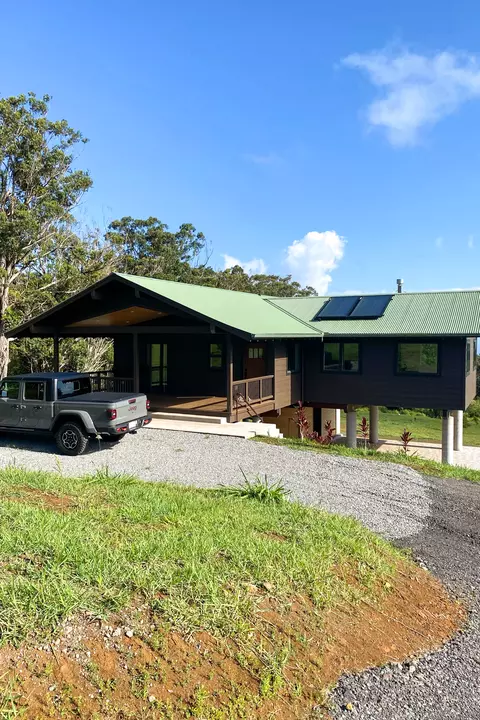 45-1245 Kalehua Rd, Honokaa, HI 96727