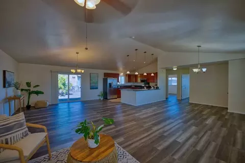 374 Leoiki Pl, Hilo, HI 96720