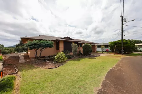 5056 Paka Dr, Lihue, HI 96766
