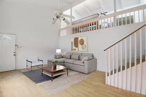 411 Molo St, Kapaa, HI 96746