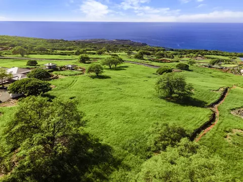 81-535 Palena Pl, Kealakekua, HI 96750
