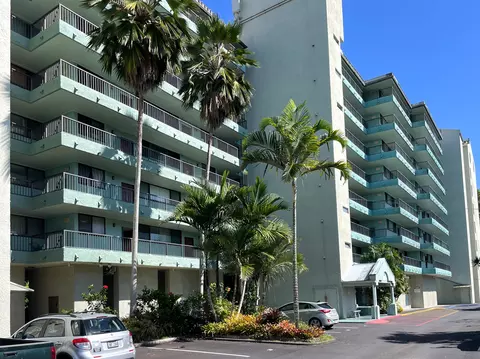 1875 Kalanianaole Ave #703, Hilo, HI 96720