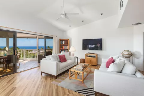 78-7110 Kaluna St #2C, Kailua Kona, HI 96740