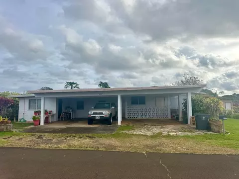 4432 Mawaena St, Lihue, HI 96766