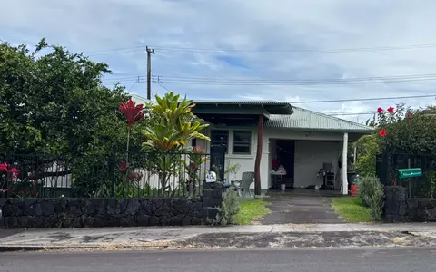 415 Haili St, Hilo, HI 96720