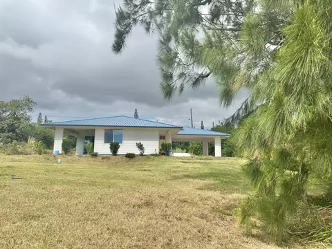 94-5768 Awa Pae Pl, Naalehu, HI 96772