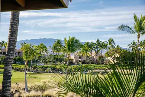 69-555 Waikoloa Beach Dr #305, Waikoloa, HI 96738
