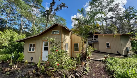 16-1412 40th Ave, Kurtistown, HI 96760