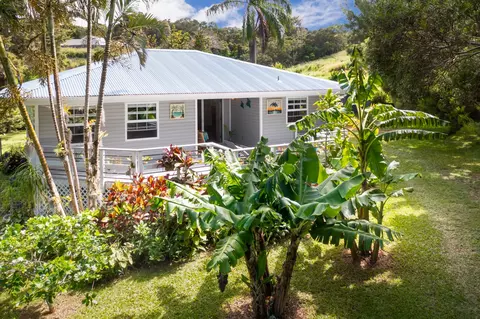55-746 A Hawi Rd #B, Hawi, HI 96719