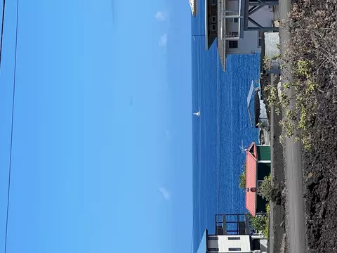 Eono St, Captain Cook, HI 96704