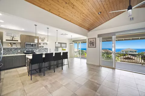 1193 Nohea St, Kalaheo, HI 96741