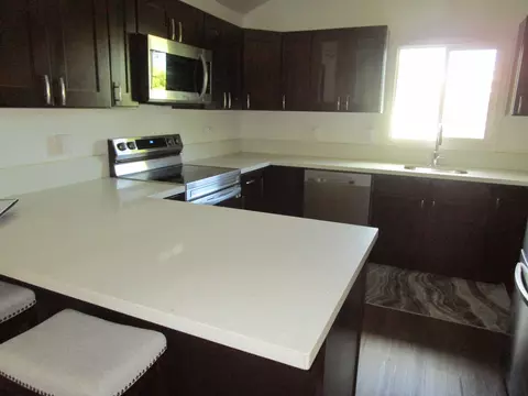 Kitchen - 2114 Kaumana Dr, Hilo, HI 96720 photo 1 of 4