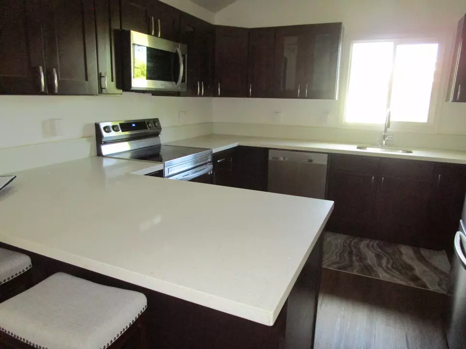 Kitchen - 2114 Kaumana Dr, Hilo, HI 96720 photo 1 of 4