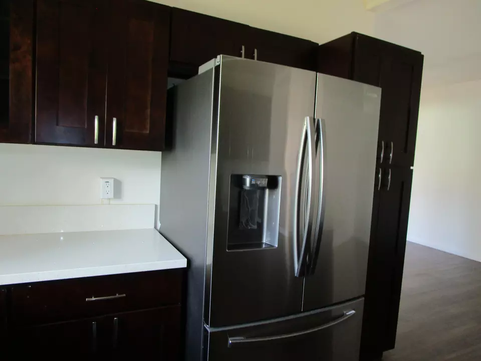 Kitchen - 2114 Kaumana Dr, Hilo, HI 96720 photo 4 of 4