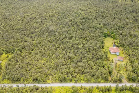 Makoa Rd, Volcano, HI 96785