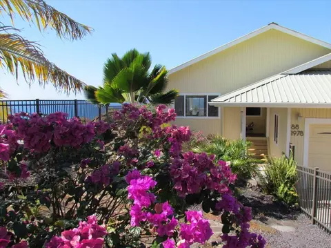 88-1978 Milolii Rd, Captain Cook, HI 96704