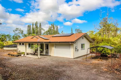 16-380 Melekule St, Kurtistown, HI 96760