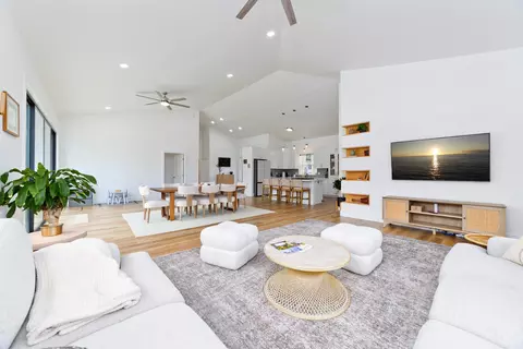 75-637 Halewili Pl, Kailua Kona, HI 96740