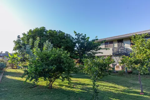 4486 Iona Rd, Hanapepe, HI 96716