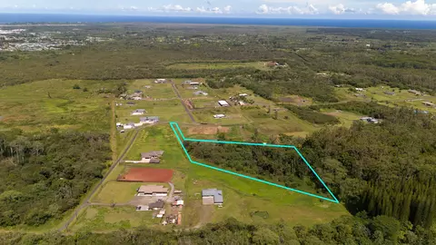 Young Rd, Hilo, HI 96720